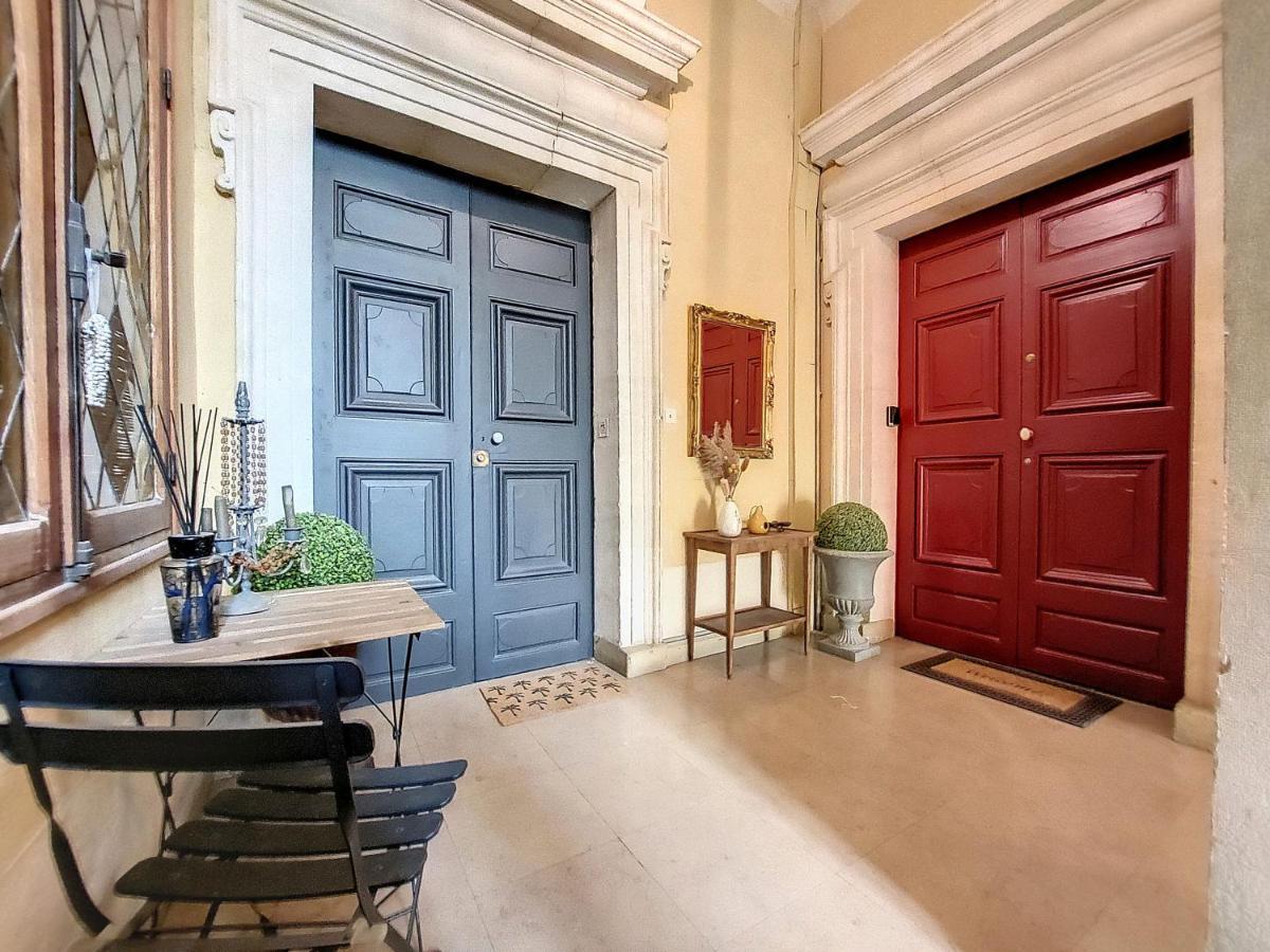 L'Antre Des Papes Apartment Avignon Bagian luar foto